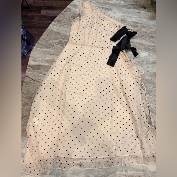 Choosy Dresses & Skirts - Choosy NWT Cream Heart Print Chiffon Dress Bow Neck Ruffle Hem Size 12
